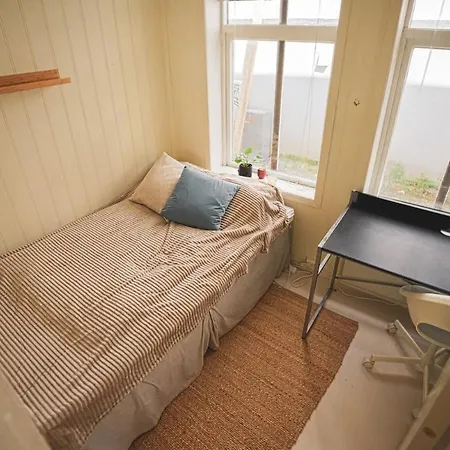 Center Historic Area Cozy House & Area Walking Distance דירה